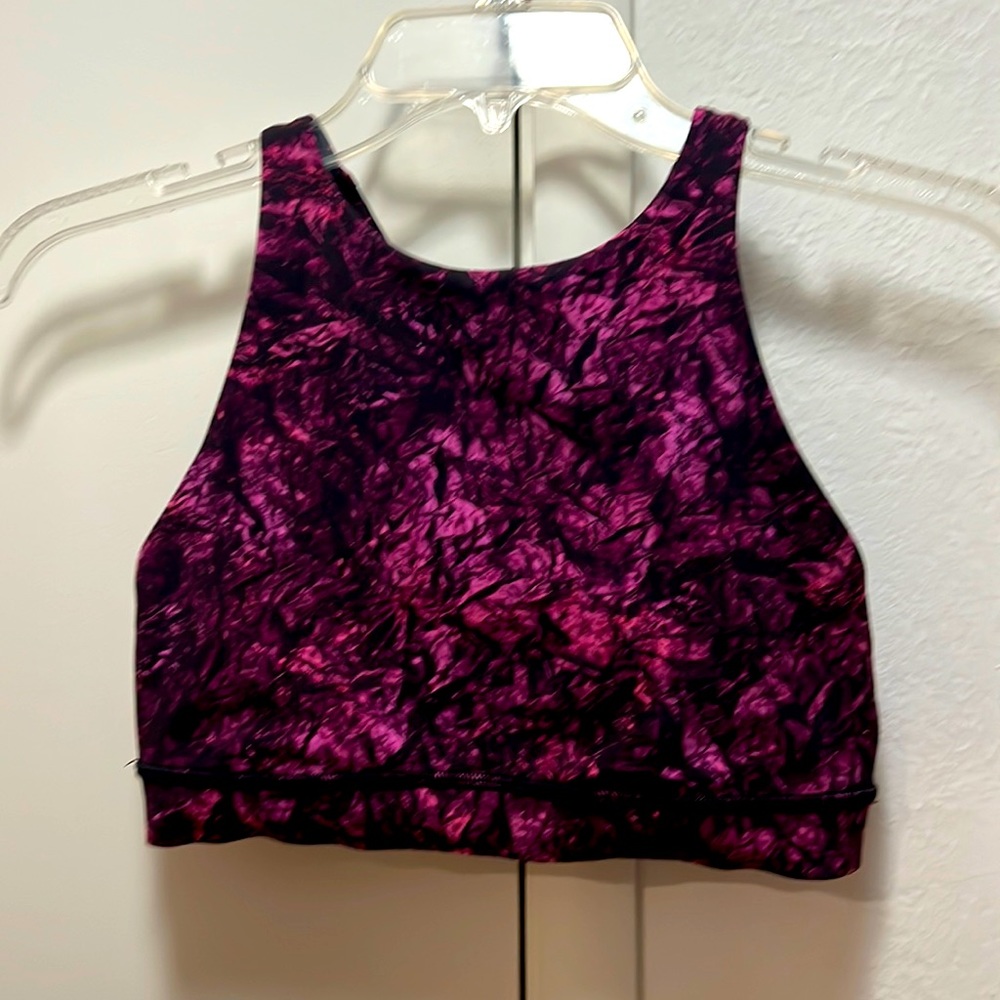 LuLu lemon sports bra size 4